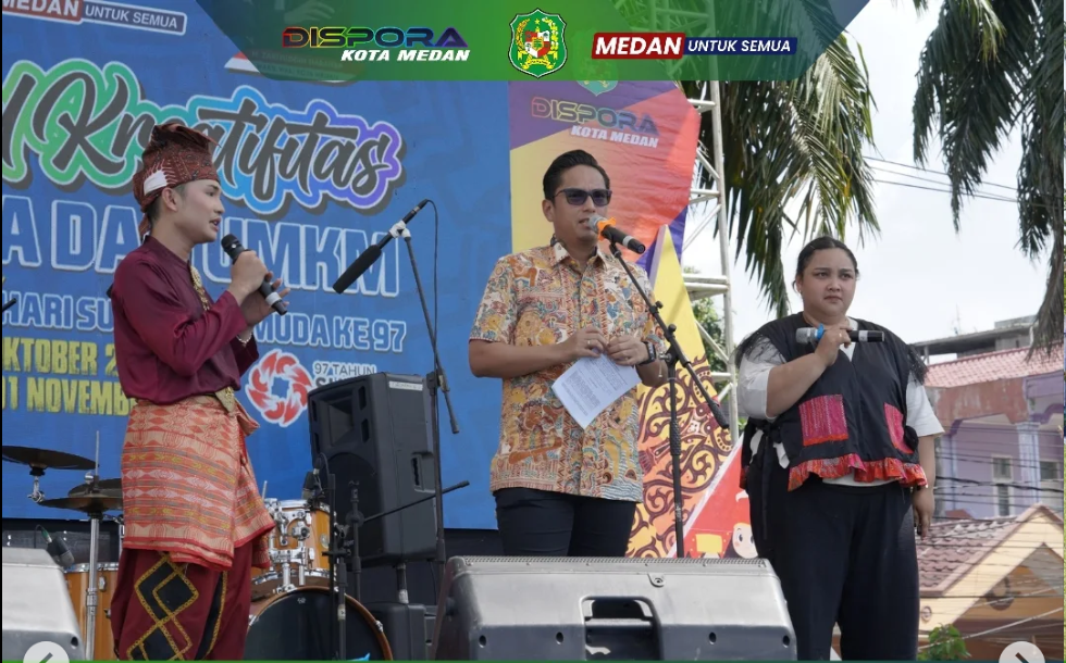 WALI KOTA MEDAN RICO WAAS MEMBUKA SECARA RESMI FESTIVAL KEPEMUDAAN DAN UMKM 2025